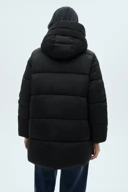 Anorak midi acolchado capucha de Mango en Chaquetas para argentina