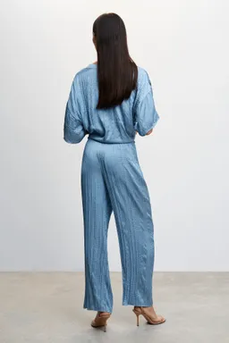 Pantalón plisado satinado de Mango en Pantalones para argentina