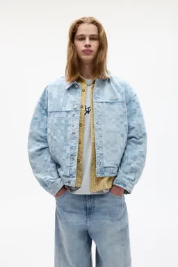 Campera jean cuadros de Pull&Bear en Abrigos y Camperas para argentina