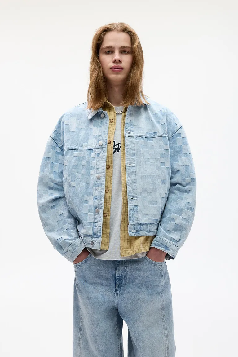 Campera jean cuadros de Pull&Bear en Abrigos y Camperas para argentina