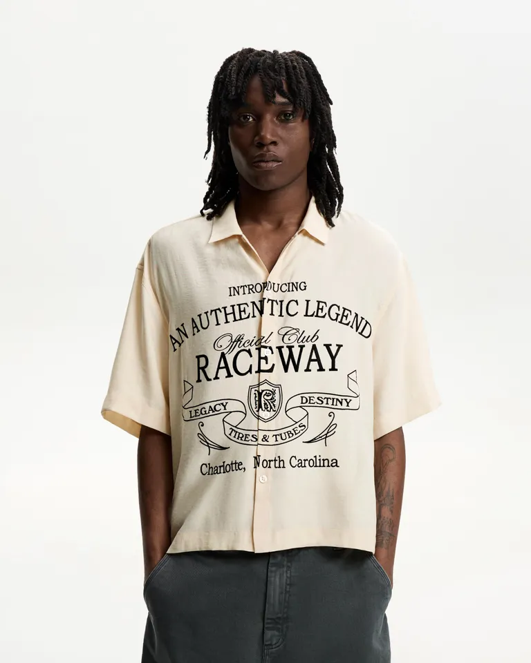 Camisa cropped bordada manga corta de Bershka en Camisas para argentina