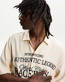 Camisa cropped bordada manga corta de Bershka en Camisas para argentina