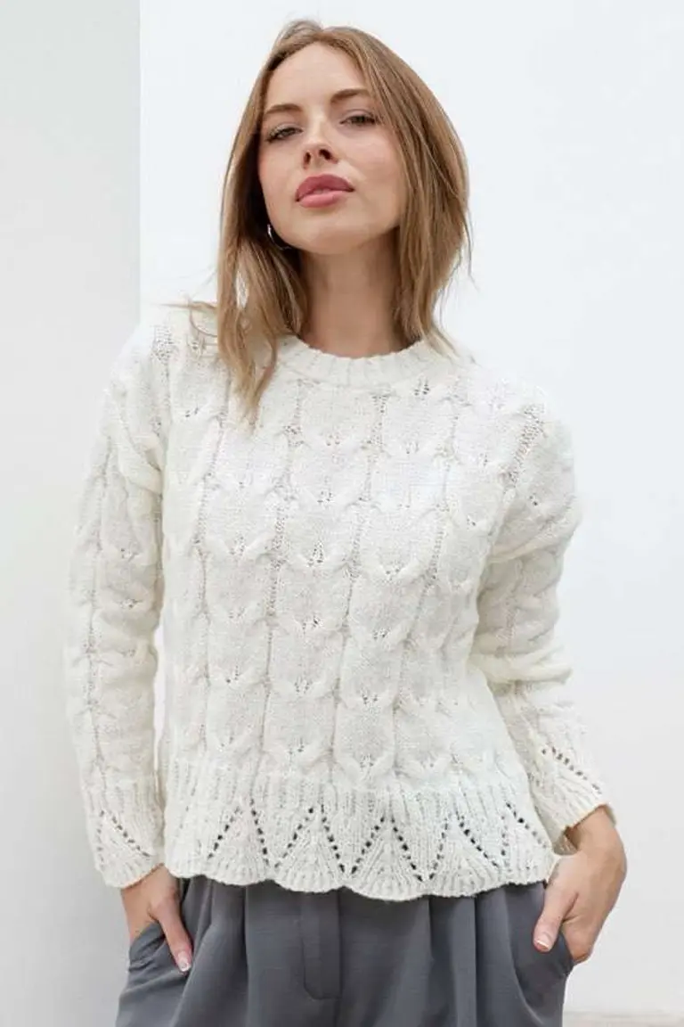 Suéter de Trenzas y Puntillas de Hesed en Buzos y Sweaters para argentina