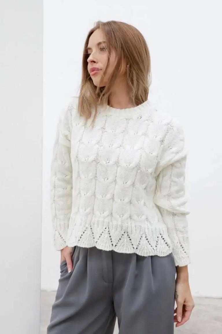 Suéter de Trenzas y Puntillas de Hesed en Buzos y Sweaters para argentina