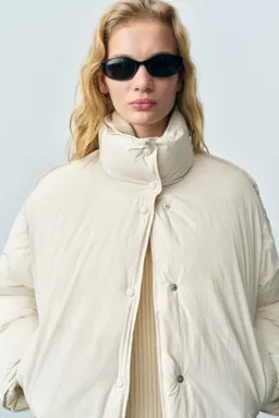 Anorak corto acolchado de Mango en Chaquetas para argentina