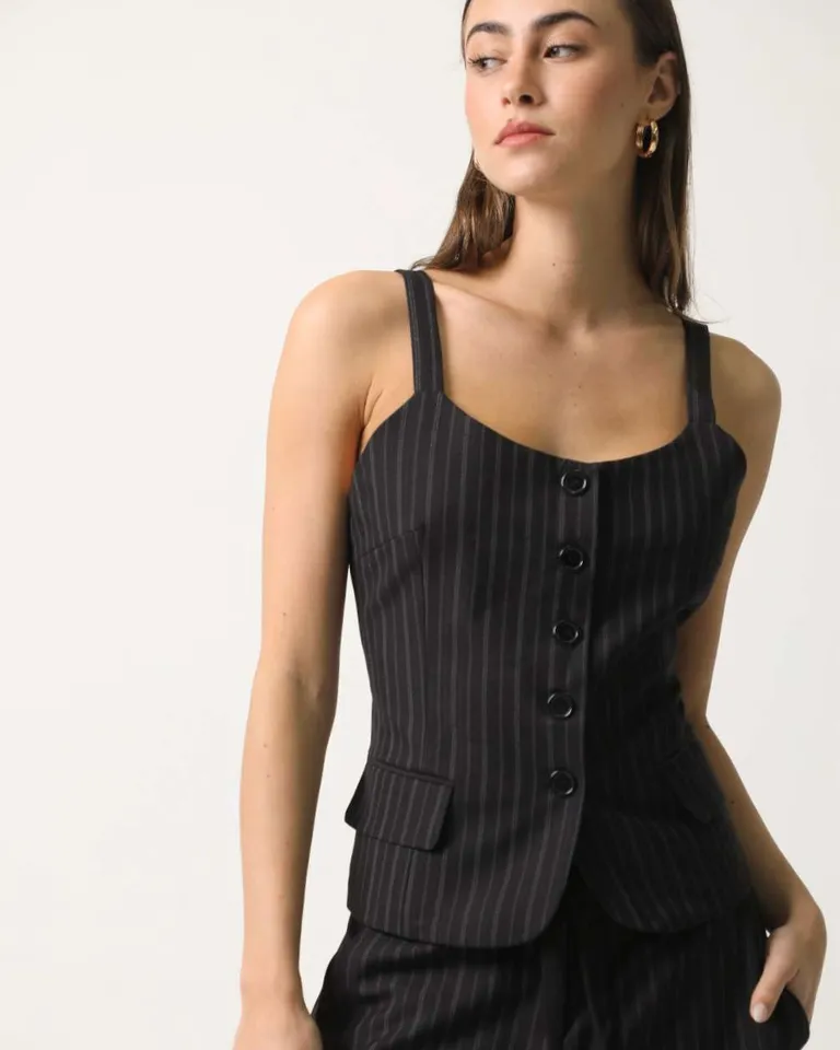 Chaleco Importado de Corte Sastre con Rayas Finas y Forro Interno de Hesed en Chalecos para argentina