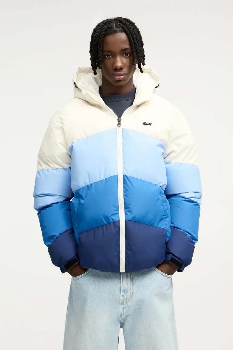 Campera acolchada paneles stwd de Pull&Bear en Abrigos y Camperas para argentina