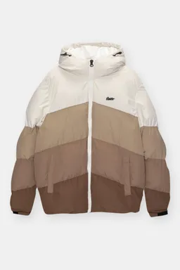 Campera acolchada paneles stwd de Pull&Bear en Abrigos y Camperas para argentina