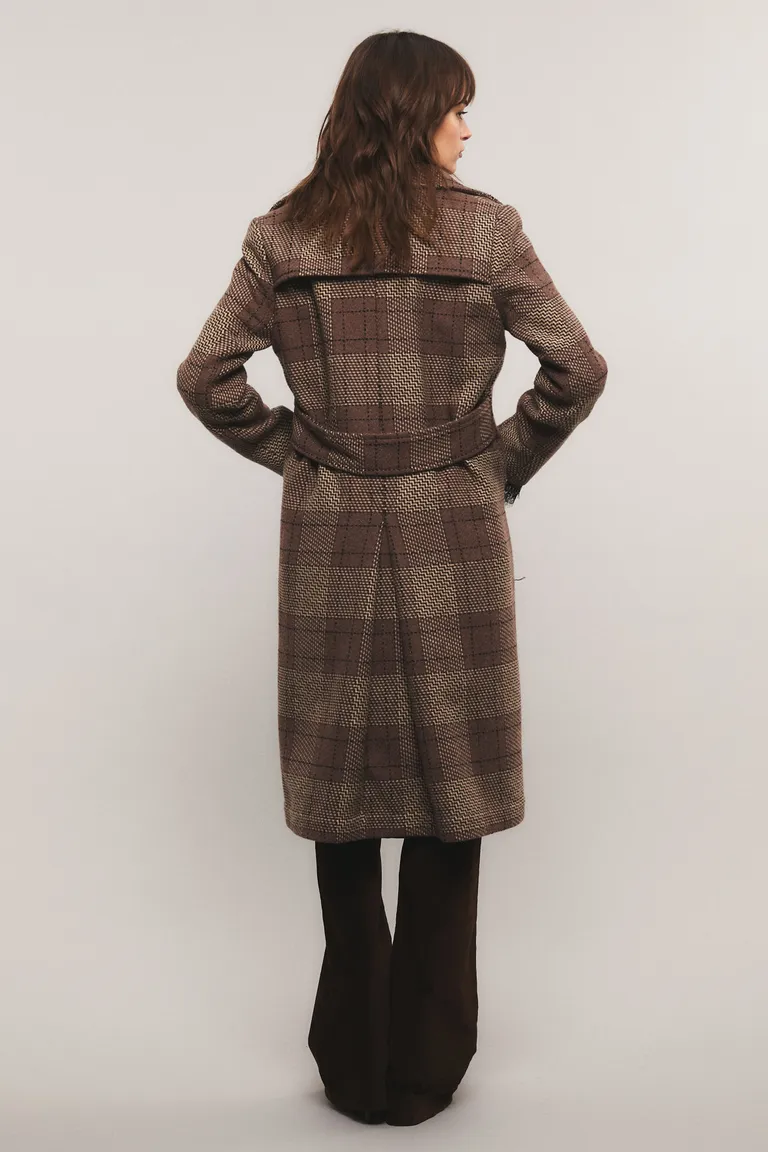 Tapado largo entallado de paño con solapas y estampado de cuadros de Kosiuko en Tapados para argentina