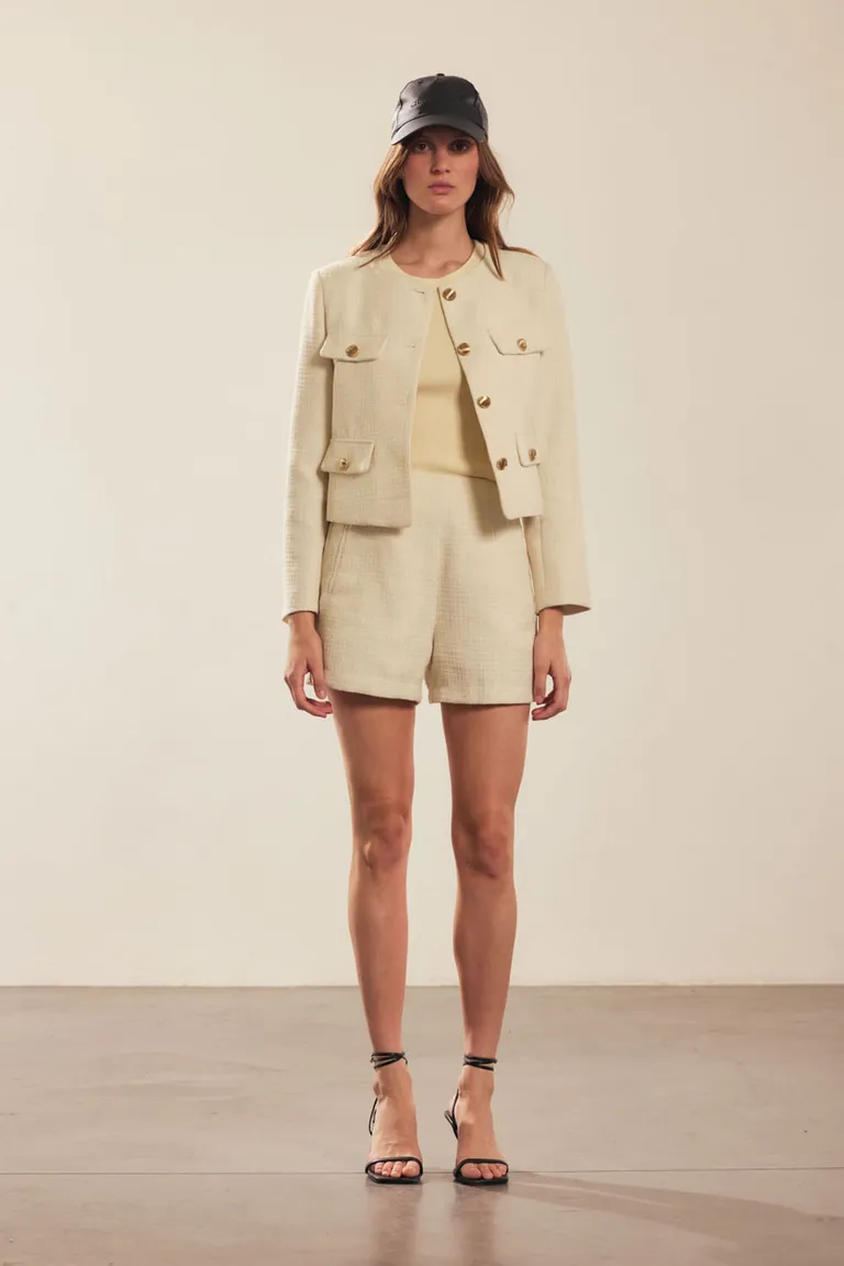 Chaqueta femenina de tejido ligero con estética Chanel y cierre delantero de Portsaid en Chaquetas para argentina