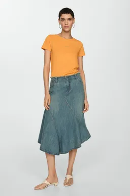 Remera logo metalizado de Mango en Remeras para argentina