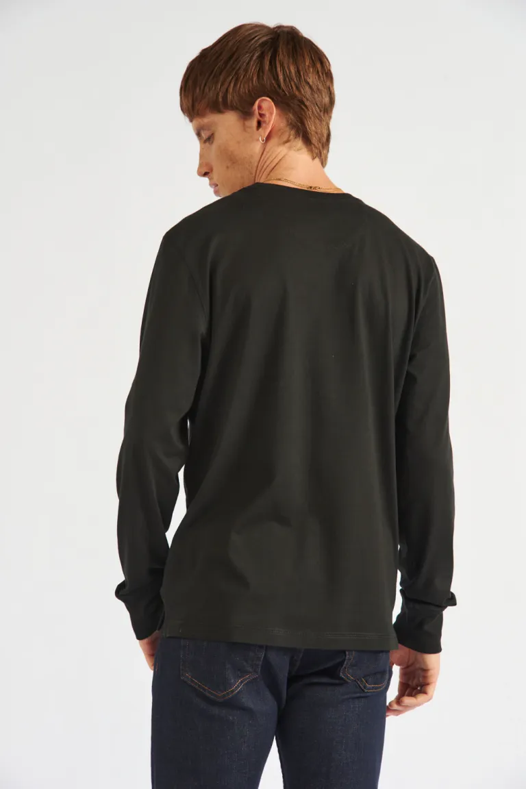 Remera de manga larga con cuello henley y cartera abotonada para hombre de Bensimon en Remeras y Polos para argentina