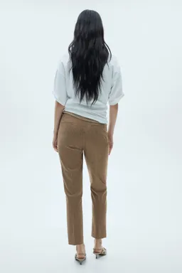 Pantalón skinny tiro medio de Mango en Pantalones para argentina