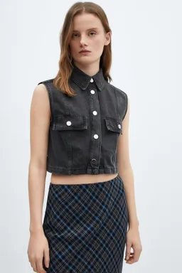 Chaleco denim corto de Mango en Chalecos para argentina