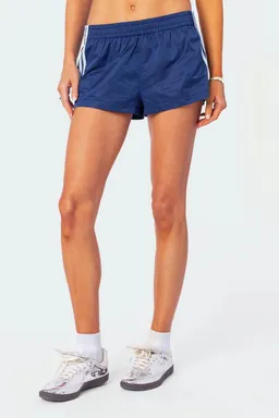 Shorts nylon nikki de Edikted en Shorts para argentina