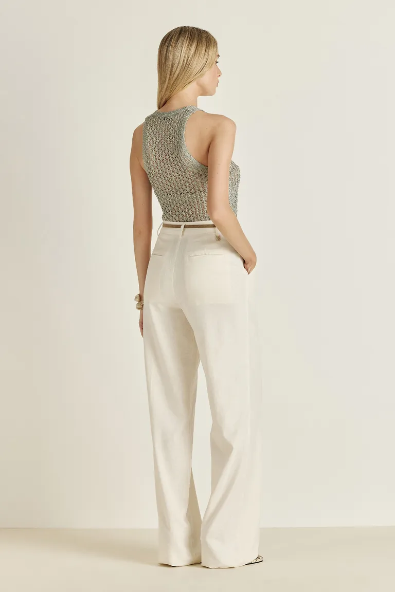 Top de Diseño con Escote Pronunciado y Dije en la Espalda de Tucci en Tops para argentina