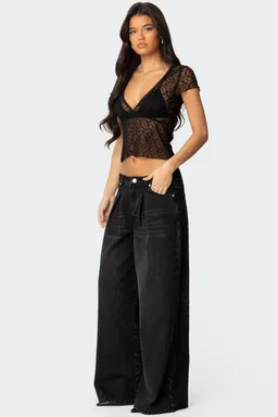 Jeans tiro bajo detalle plisado de Edikted en Pantalones para argentina