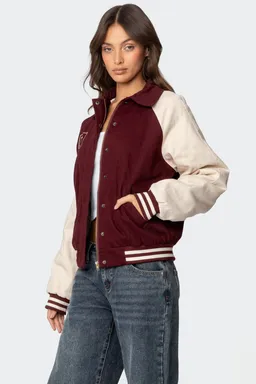 Campera bomber oversized universitaria de Edikted en Chaquetas para argentina