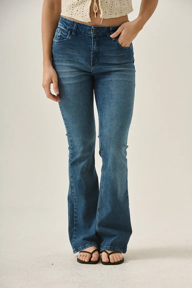 Jeans de tiro alto Nicky high traful: corte perfectamente ajustado para realzar la silueta de Sweet en Pantalones para argentina