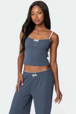 Musculosa henley pointelle kleo de Edikted en Tops para argentina