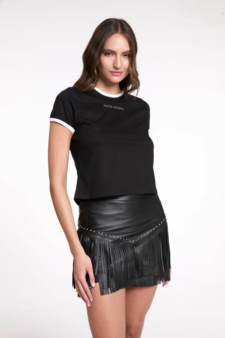 Falda corta de cuero con flecos y remaches de Justaosadia en Faldas para argentina