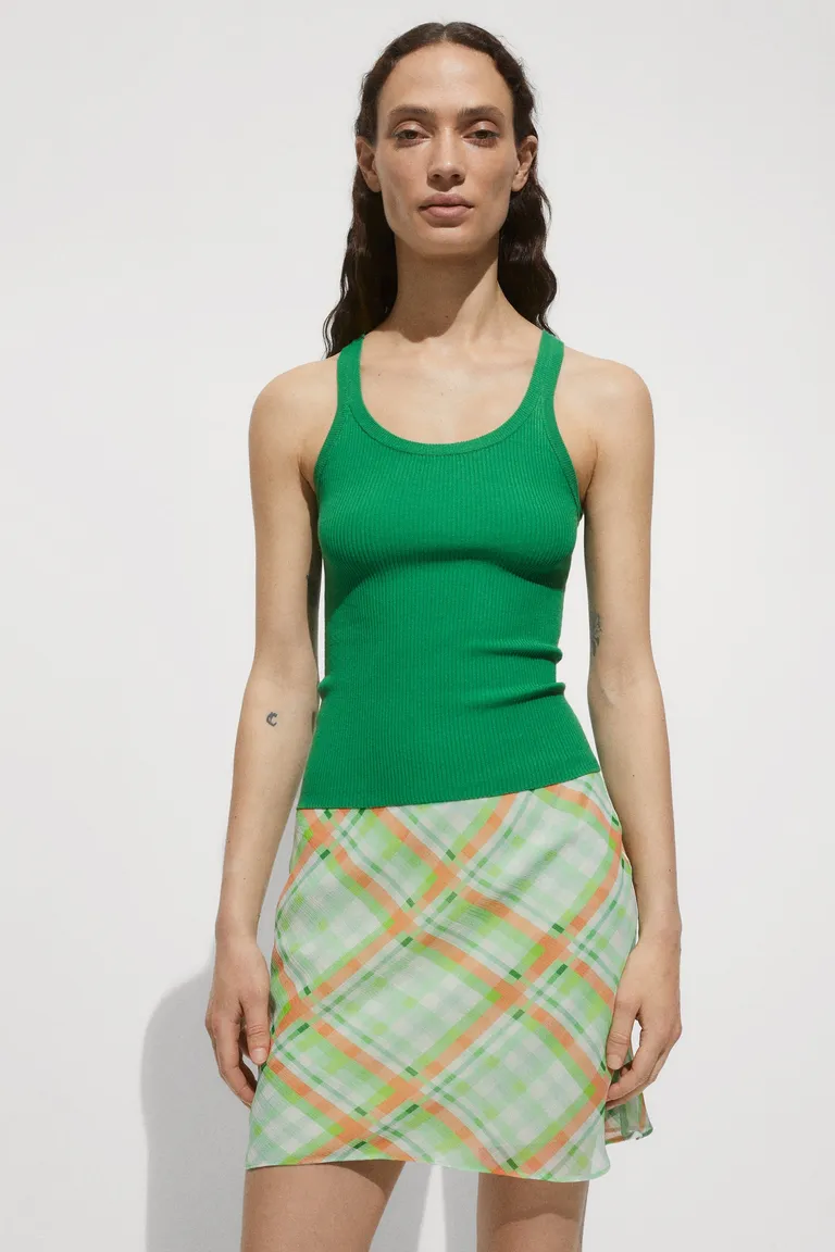Top punto tirantes de Mango en Tops para argentina