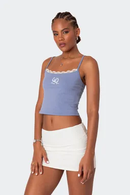 Musculosa lucky girl encaje de Edikted en Tops para argentina