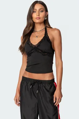 Top halter cindi ribete encaje de Edikted en Tops para argentina