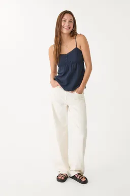 Top fluido con lino de Stradivarius en Tops para argentina