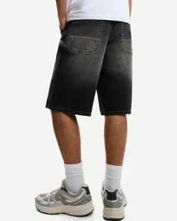 Bermuda denim skater de Bershka en Bermudas y Shorts para argentina