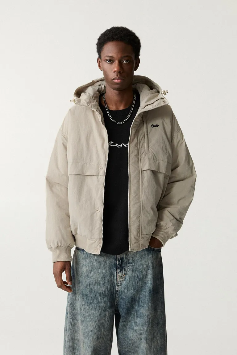 Campera acolchada stwd de Pull&Bear en Abrigos y Camperas para argentina