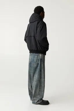 Campera acolchada stwd de Pull&Bear en Abrigos y Camperas para argentina