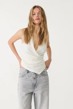 Top cruzado drapeado de Stradivarius en Tops para argentina
