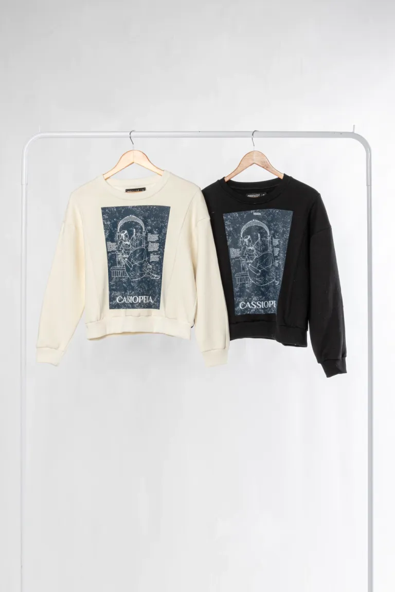 Suéter informal de diseño moderno y versátil para mujer de Apricot en Buzos y Sweaters para argentina