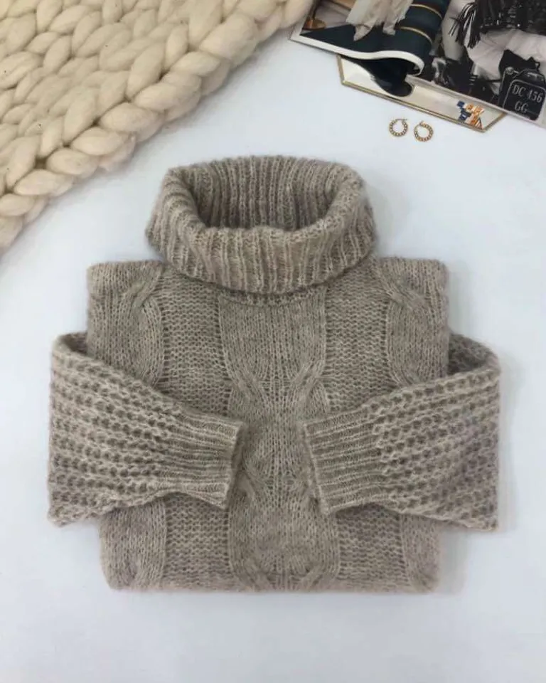 Poleron de frizz con trenzas y manga globo, un diseño acogedor y estiloso de Hesed en Buzos y Sweaters para argentina