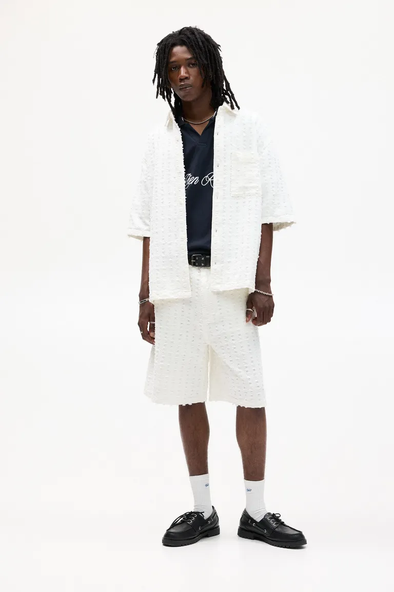 Bermuda vaquera baggy textura de Pull&Bear en Bermudas y Shorts para argentina