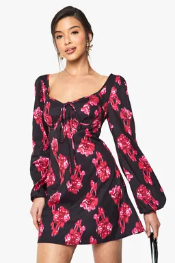 Mini vestido lechera floral difuminado de Boohoo en Vestidos para argentina