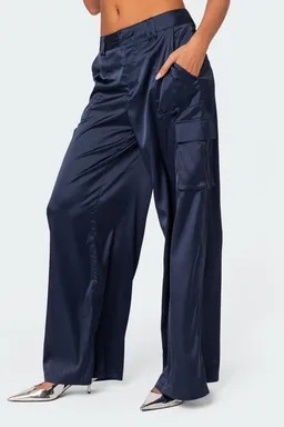 Pantalón kelsey efecto satinado de Edikted en Pantalones para argentina