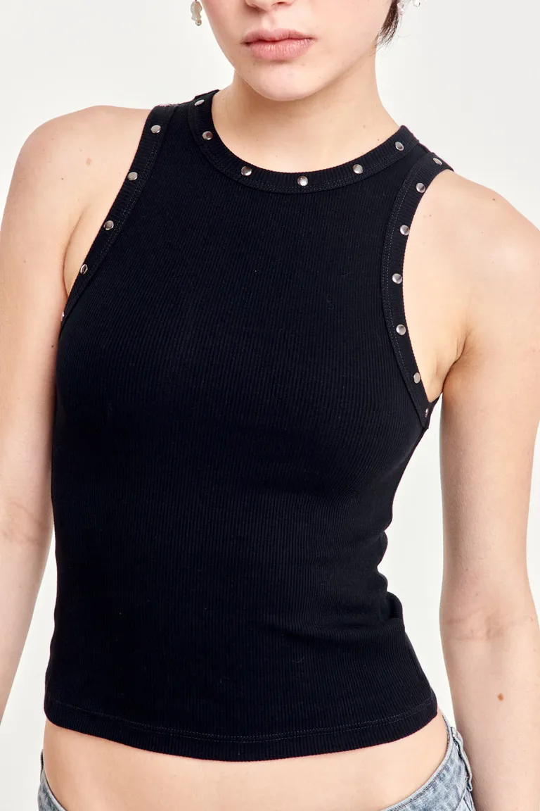 Top negro de diseño minimalista y elegante para mujer de 47 Street en Tops para argentina