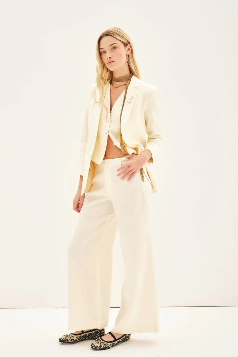 Pantalón de corte sastrero en algodón, pieza clave para un look sofisticado de Rapsodia en Pantalones para argentina