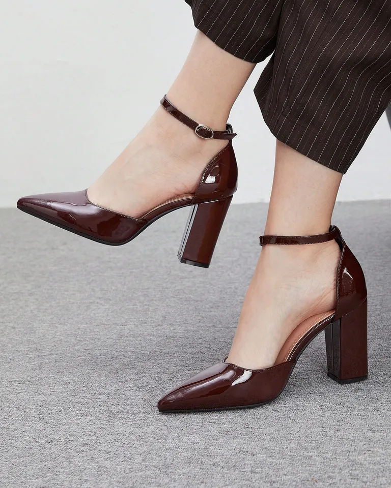 Tacones gruesos con correa de Cuccoo en Zapatos con Tacos para argentina