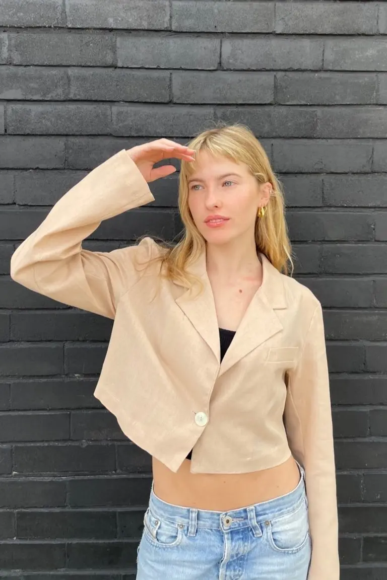 Chaqueta Crop Lino de Hesed en Chaquetas para argentina