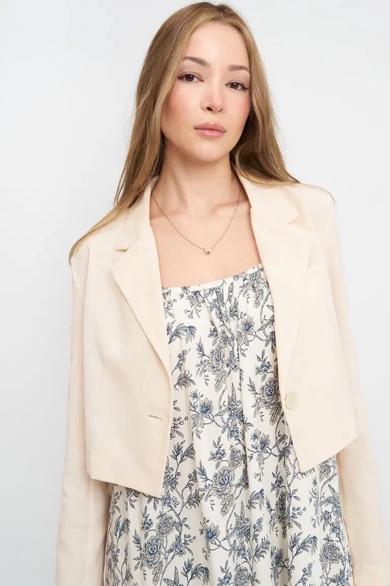 Chaqueta Crop Lino de Hesed en Chaquetas para argentina