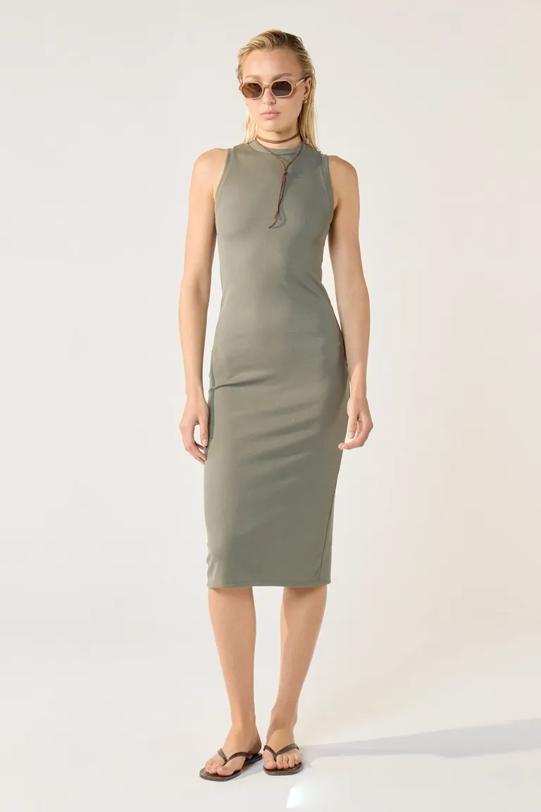 Vestido midi de algodón en tonos grises con escote redondo y tajo en la espalda de Cuesta Blanca en Vestidos para argentina