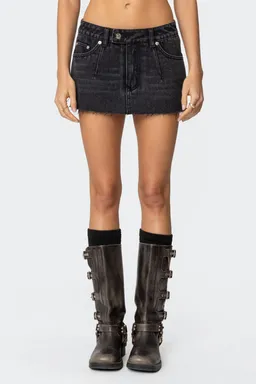 Micro faldashort denim clementine de Edikted en Shorts para argentina