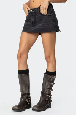 Micro faldashort denim clementine de Edikted en Shorts para argentina