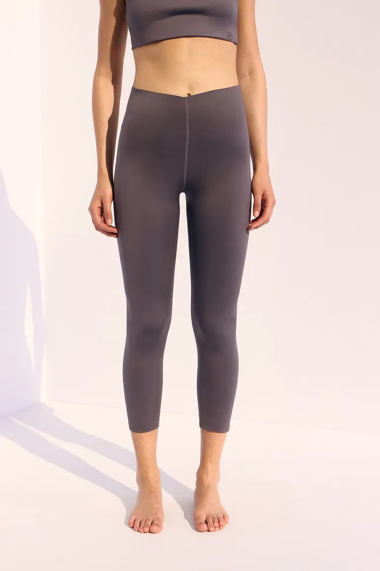 Pantalones de cintura alta con soporte firme y máxima elasticidad para una figura estilizada de Portsaid en Pantalones para argentina