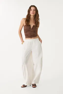 Top crop drapeado escote v de Stradivarius en Tops para argentina