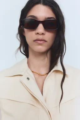 Chaleco efecto denim de Mango en Chalecos para argentina