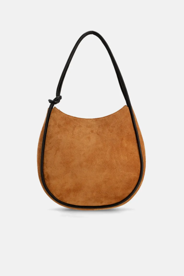 Cartera de diseño redondeado con manija superior y detalles de costuras en los bordes de Justaosadia en Bolsos y Carteras para argentina